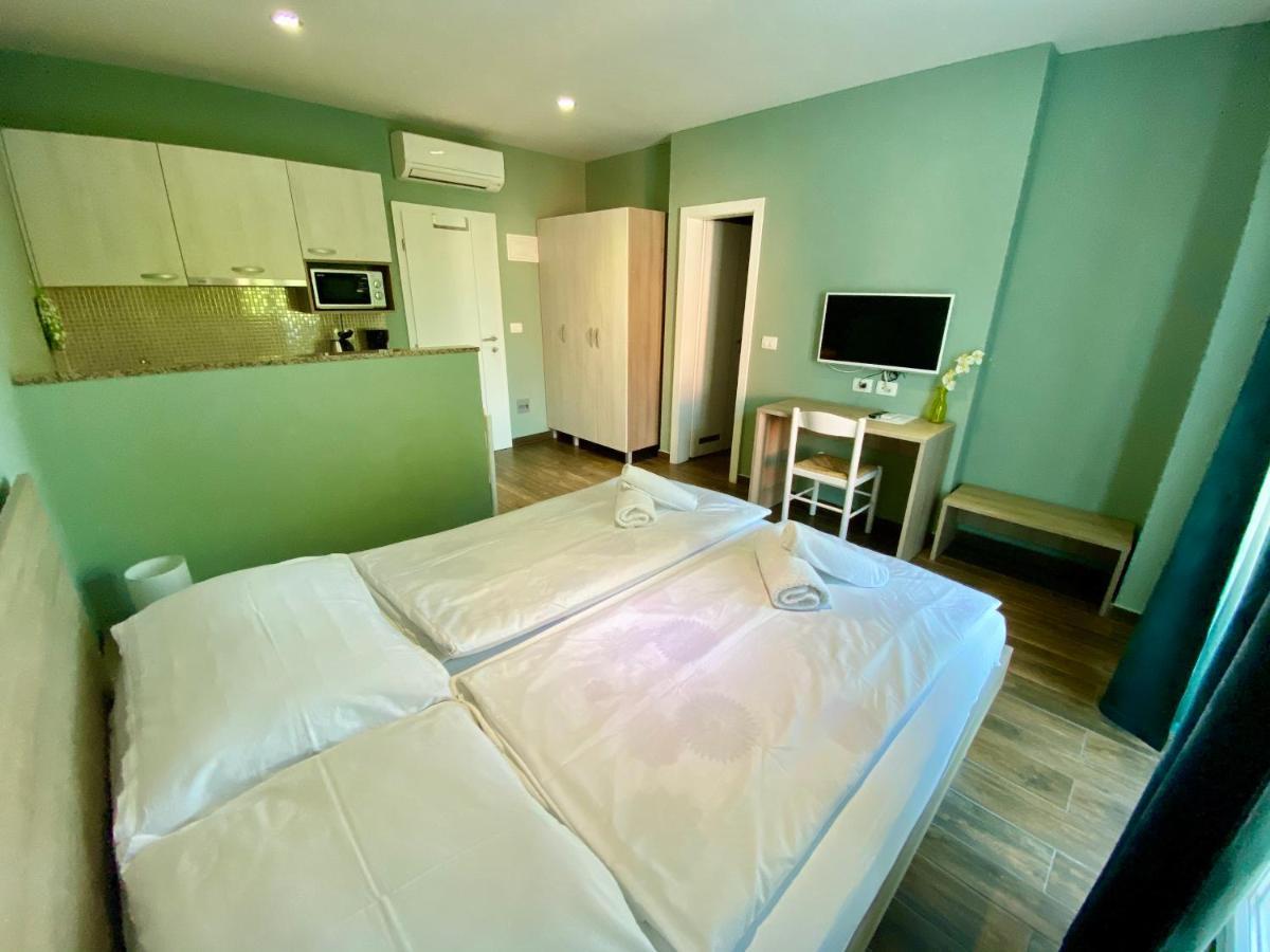 Apartament Iris *