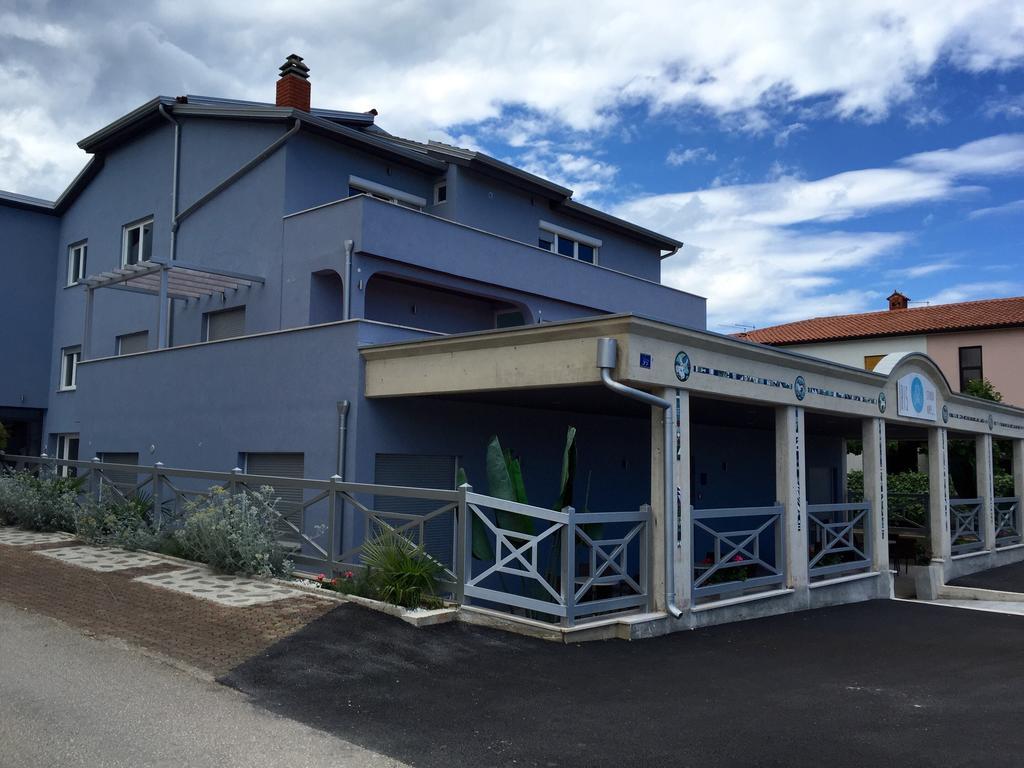 Iris Apartament *