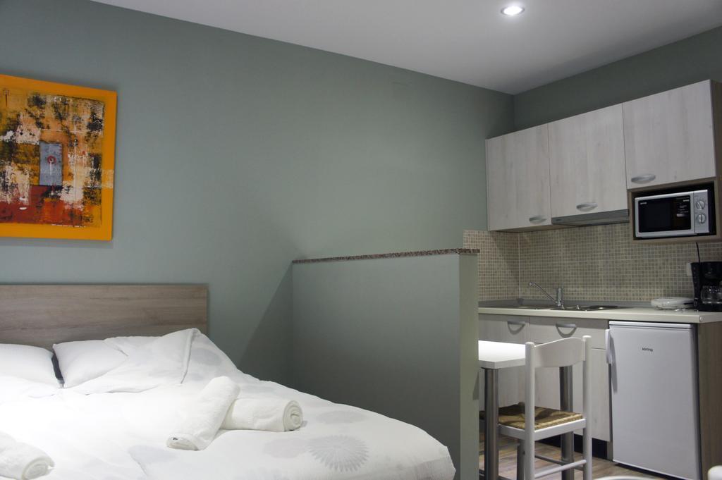 Iris Apartment