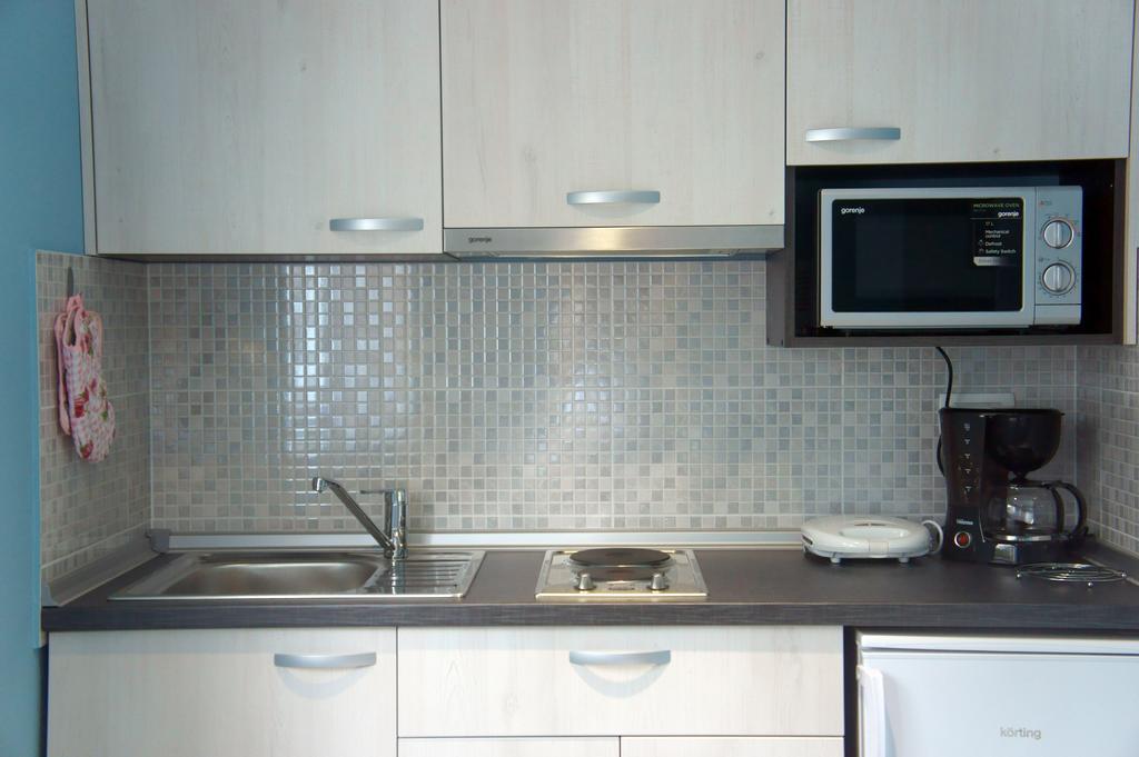Iris Apartment